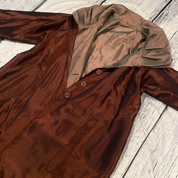 Women’s Reversible Brown Tan Rain Coat Jacket - Picture 5 of 10